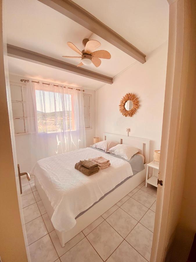 Mazet Dans Residence Avec Piscine Au Coeur Du Golfe De Saint-Tropez Cogolin Exterior foto